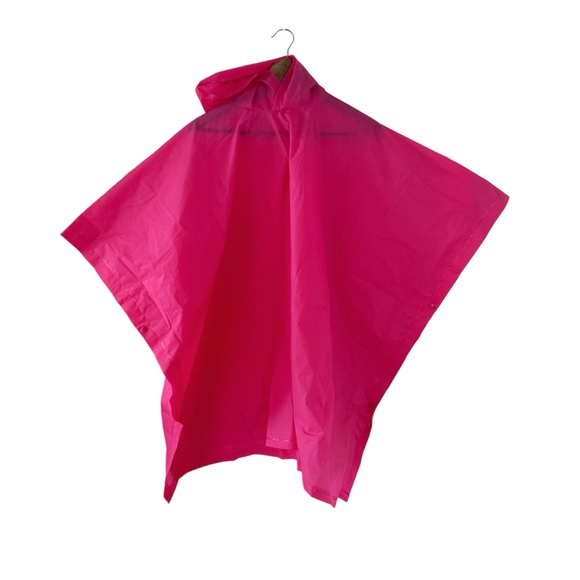 Poncho da donna, Primavera/Estate 2026